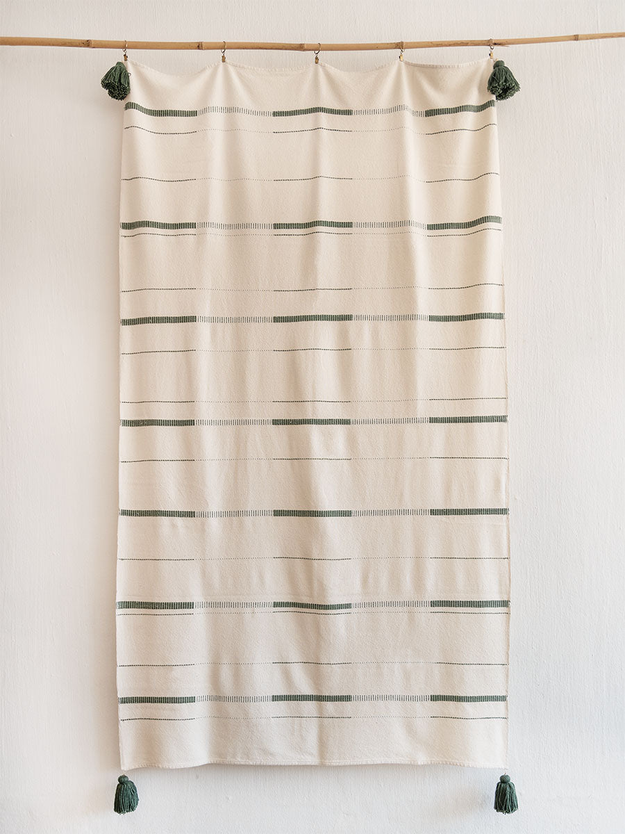The Hallow Throw